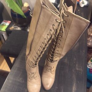 Tan calf zip up boot